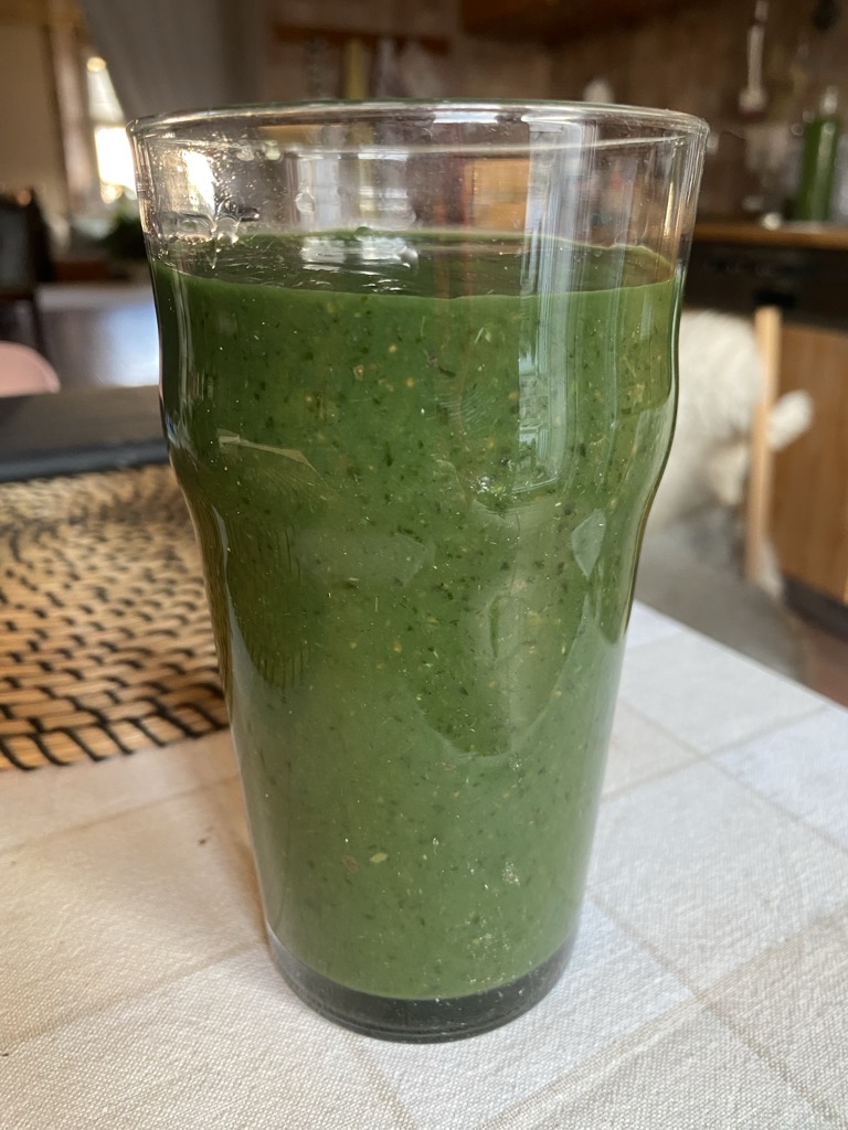 Detox-Smoothie, basisch, Leberentgiftung, ballaststoffreich
